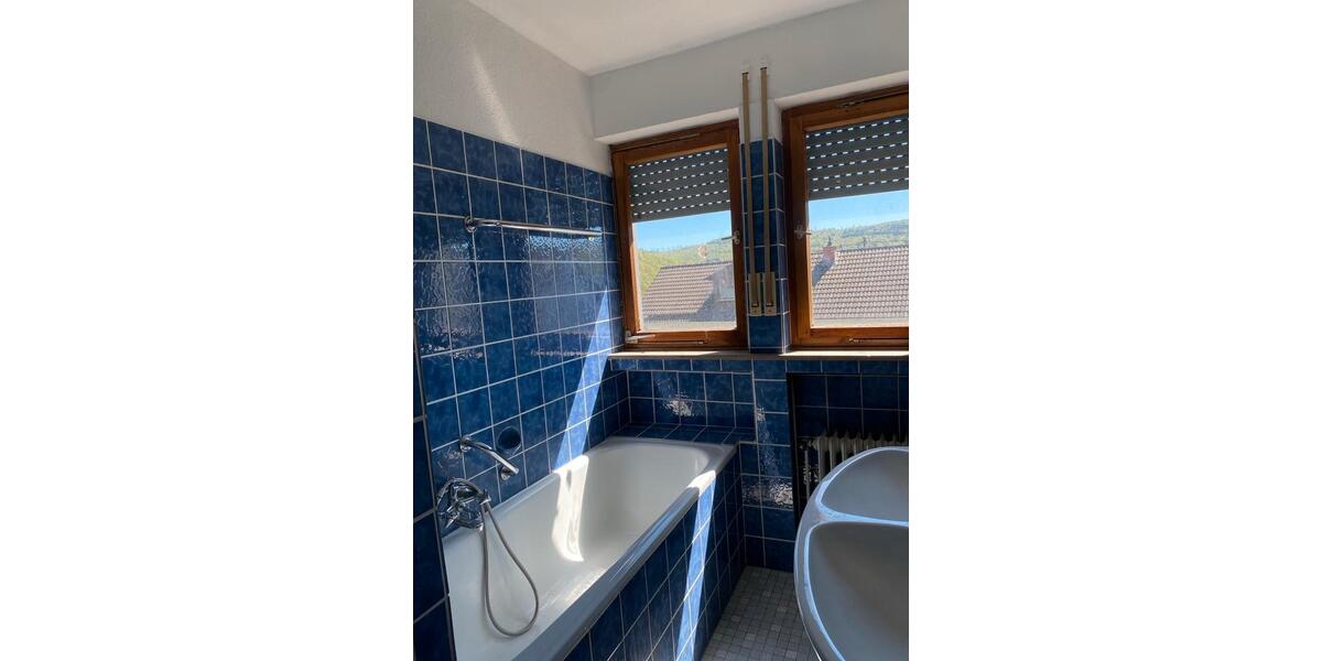 Etagenwohnung Netphen - 4 Zimmer, 86 m&sup2;, 550&euro; | Angebot:26395051