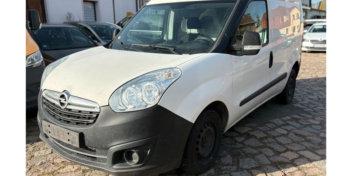 Opel Combo 168.200 km 4.499 &euro; Torgau 04860