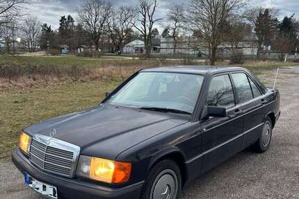 Mercedes-Benz 190 129.000 km 5.000 &euro; Stutensee 76297