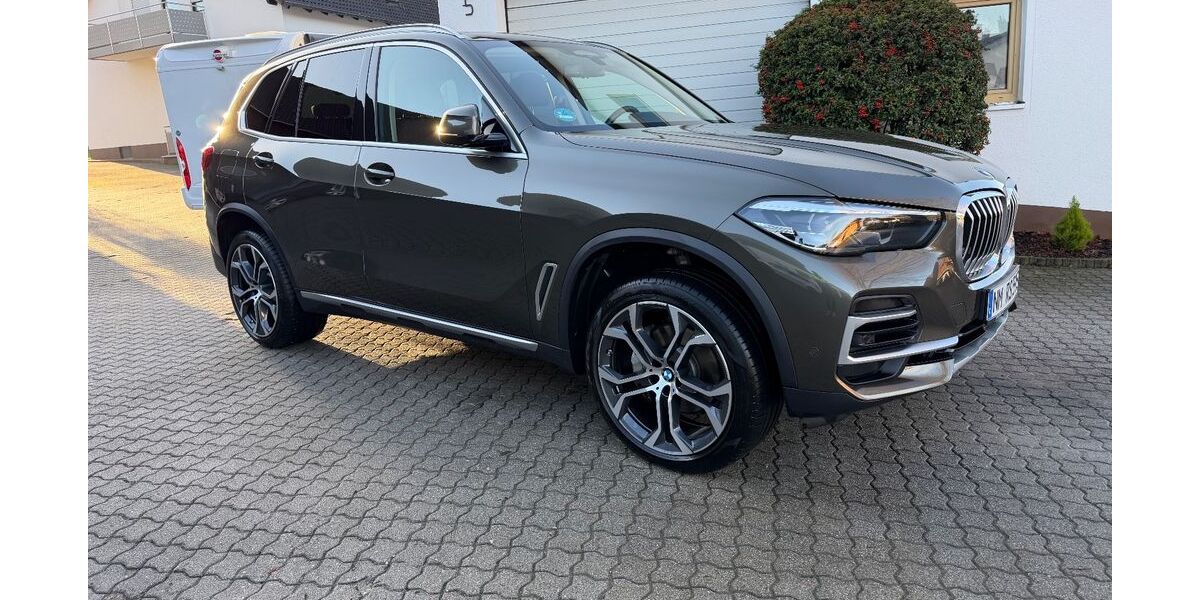 BMW X5 35.690 km 64.890 &euro; Pilsach 92367
