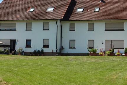 Wohnung Gedern - 3 Zimmer, 75 m&sup2;, 650&euro; | Angebot:26455969