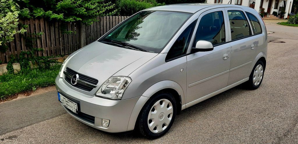 Opel Meriva 175.000 km 2.400 € Sandharlanden 93326
