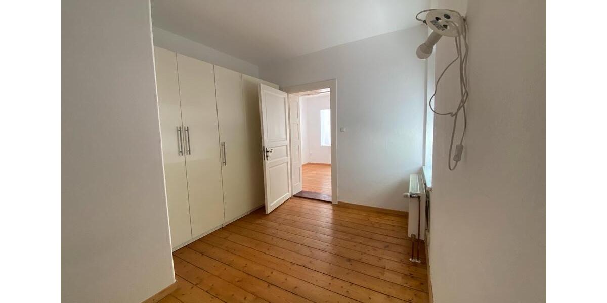 Hochparterre Hildesheim Oststadt/Stadtfeld - 4 Zimmer, 92 m&sup2;, 239.000&euro; | Angebot:26765444