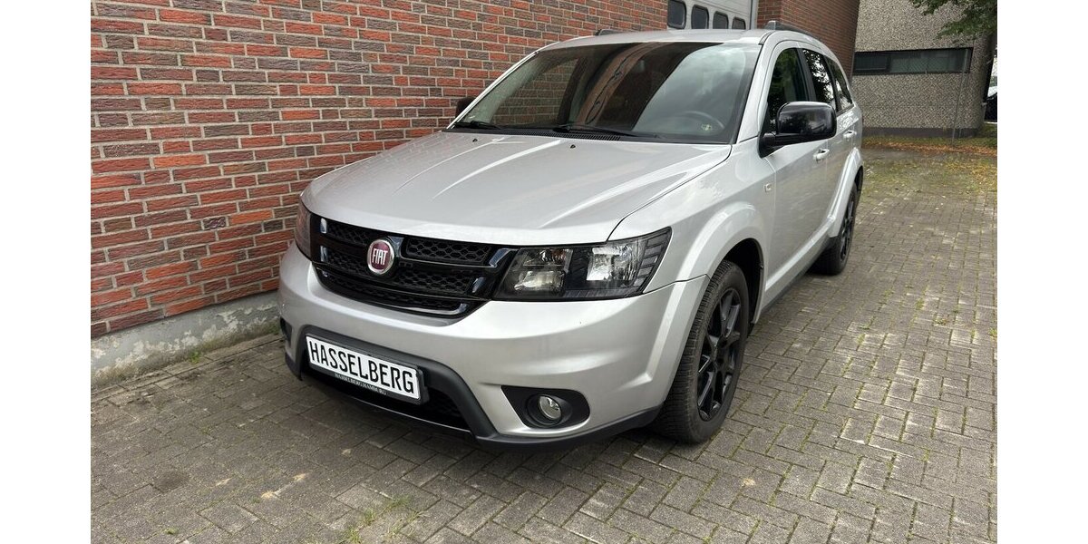 Fiat Freemont BLACK CODE AWD ALLRAD 136.000 km 9.999 &euro; Hamburg 22339