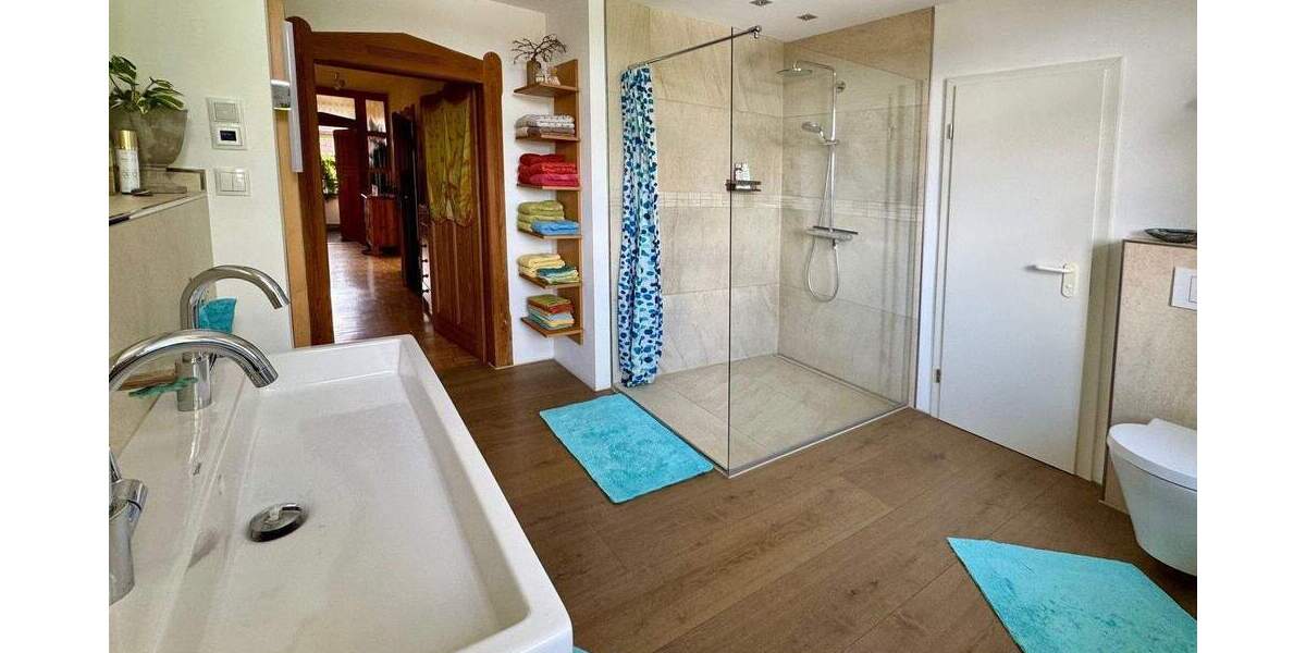 Mehrgenerationen-Wohnen auf großzügigem Grundstück 1 zimmer