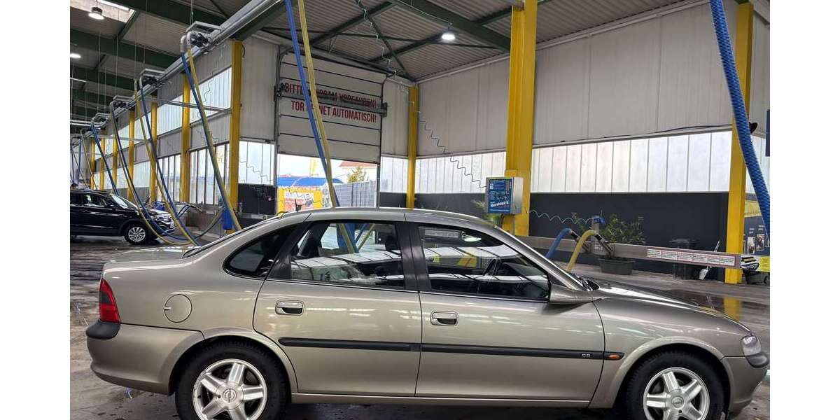 Opel Vectra 101.000 km 3.850 &euro; Gaggenau 76571