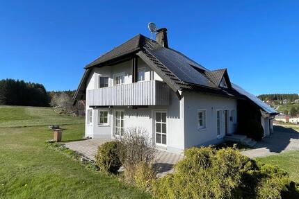 Haus Fichtelberg - 5.5 Zimmer, 143 m&sup2;, 1.350&euro; | Angebot:26408415