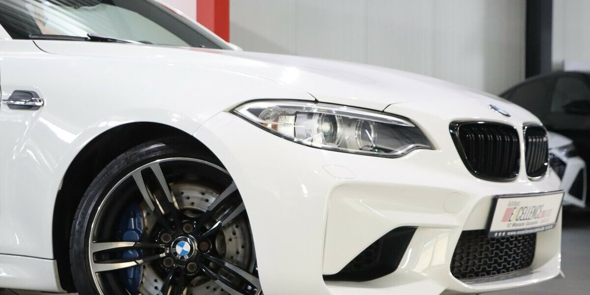 BMW M2 Coupe DKG / BI-XENON, LEDER, NAVI-PRO+KAMERA 90.000 km 35.992 € Hamm 59077