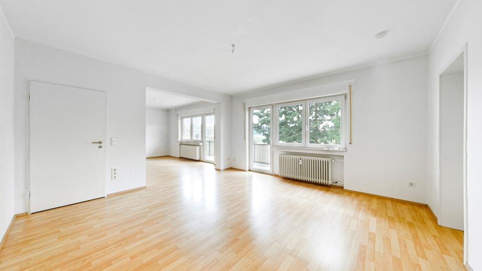 Oberzent Beerfelden: Großzügige und helle 4 Zimmer-Wohnung mit Balkon! 4 zimmer