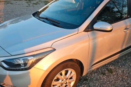 Hyundai i20 100.600 km 7.500 &euro; Untermeitingen 86836