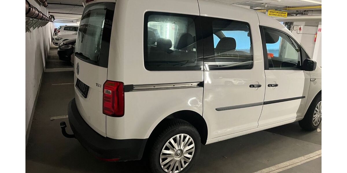 VW Caddy 125.000 km 11.000 &euro; Filderstadt 70794