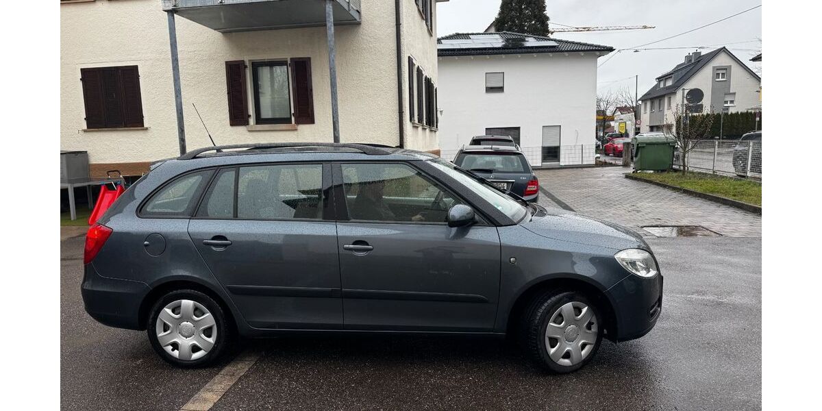 Skoda Fabia 205.000 km 1.850 &euro; Kornwestheim 70806