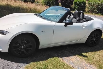 Mazda MX-5 45.000 km 18.900 € Mermuth 56283
