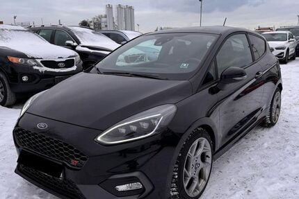 Ford Fiesta 199.000 km 7.990 &euro; München 81829