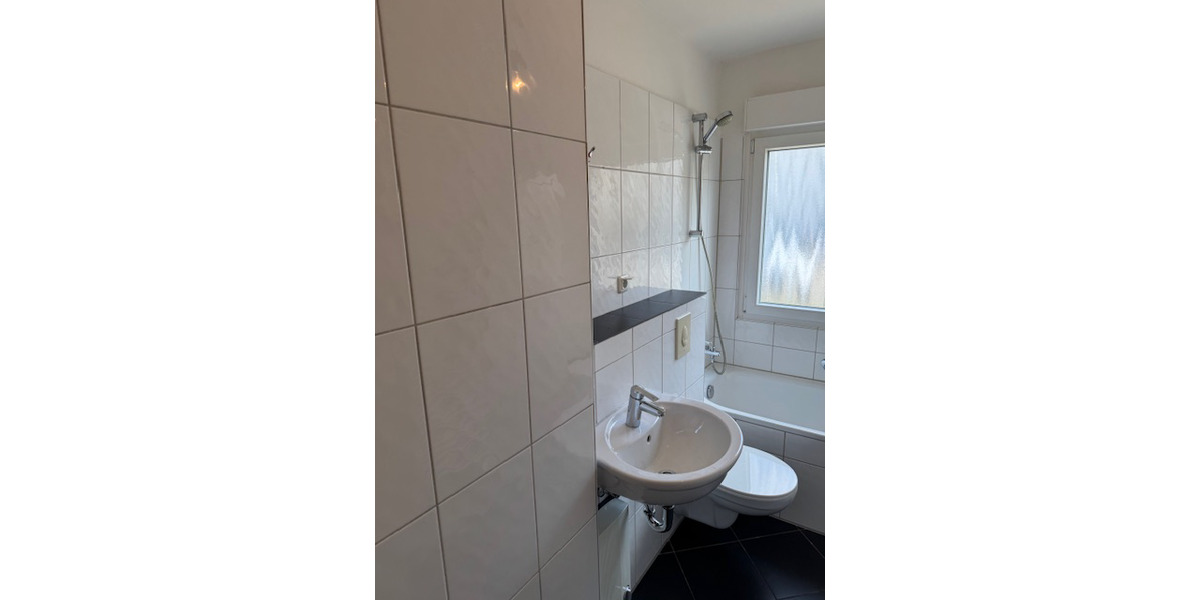 Etagenwohnung Duisburg Obermeiderich - 2 Zimmer, 46 m&sup2;, 349&euro; | Angebot:26345366