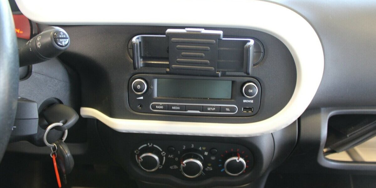 Renault Twingo SCe - 5-Türig - Klima - 107.904 km 6.980 &euro; Euskirchen 53881