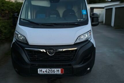 Opel Movano 130.000 km 13.800 € München 81549