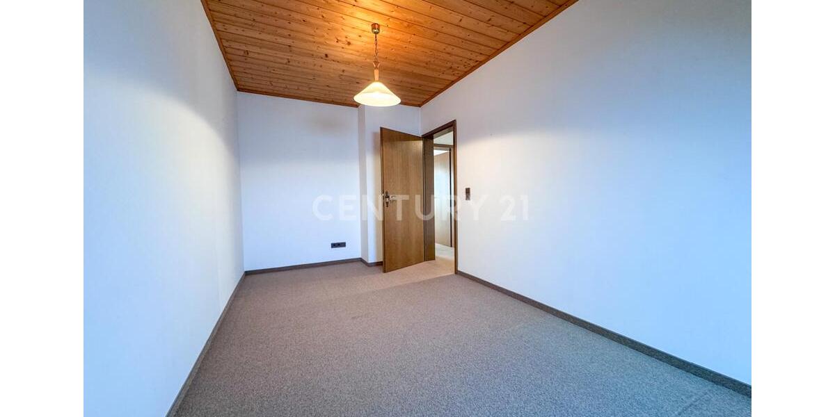 Etagenwohnung Bad Staffelstein - 4 Zimmer, 120 m&sup2;, 790&euro; | Angebot:25432019