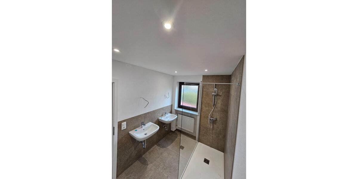 Etagenwohnung Cham - 4 Zimmer, 110 m&sup2;, 260.000&euro; | Angebot:26625681