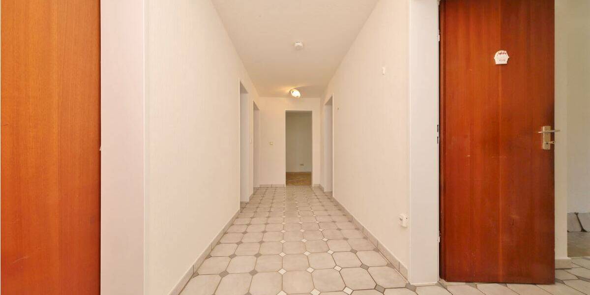 Etagenwohnung Wilhelmshaven Innenstadt - 3 Zimmer, 100 m&sup2;, 155.000&euro; | Angebot:26825637