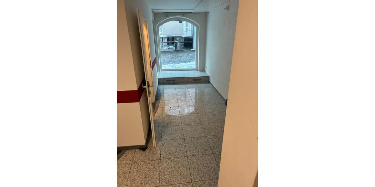 Gewerbeobjekt Bad Windsheim - 1.200&euro; | Angebot:24831381