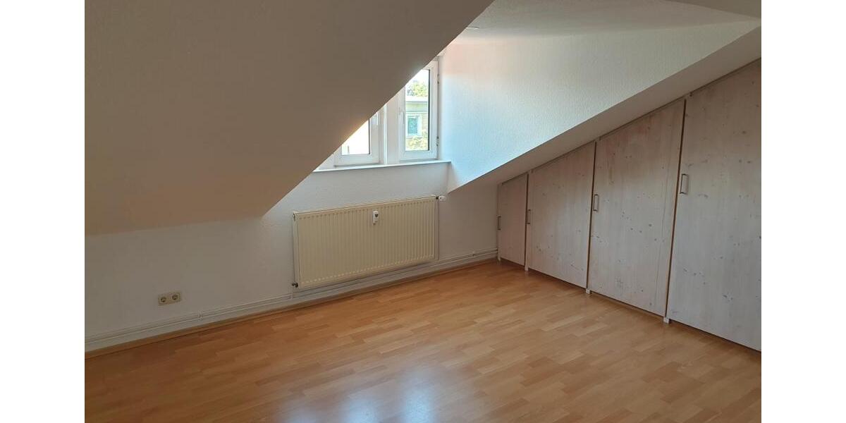 Dachgeschoßwohnung Braunschweig Nordstadt - 2 Zimmer, 63 m&sup2;, 650&euro; | Angebot:26364213