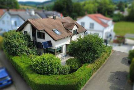 Freistehendes Einfamilienhaus mit viel Platz für Großfamilie & Home Office 6 zimmer