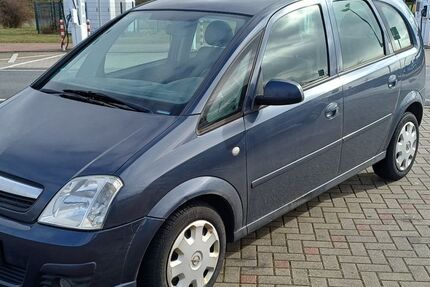 Opel Meriva 257.000 km 950 &euro; Limeshain 63694