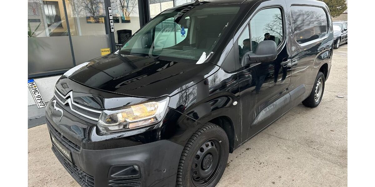 Citroen Berlingo 115.000 km 8.990 &euro; München 80939
