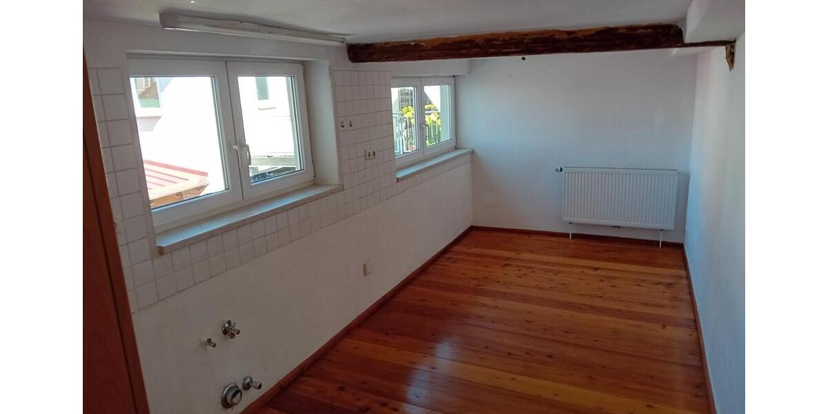 Einfamilienhaus Coburg - 3 Zimmer, 160 m&sup2;, 1.390&euro; | Angebot:26556485