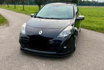 Renault Clio 113.000 km 4.500 &euro; Karlsruhe 76189