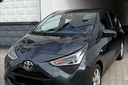 Toyota Aygo (X) 38.334 km 10.490 &euro; Forst 76694