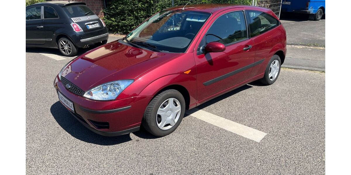 Ford Focus 68.000 km 3.290 &euro; Köln 50735