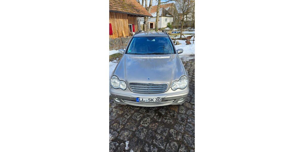 Mercedes-Benz C 220 257.730 km 2.490 &euro; Weil 86947