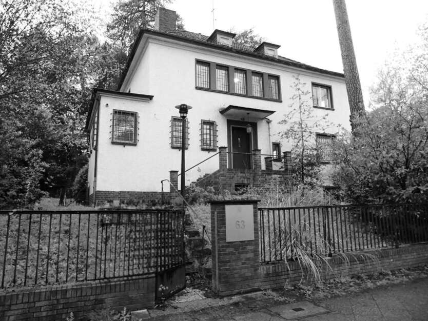 Haus zum Kaufen in Berlin 1.698.000 € 400 m²