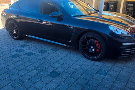 Porsche Panamera 167.000 km 23.900 &euro; Ilsfeld 74360
