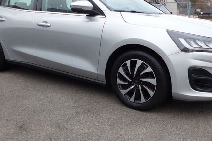 Ford Focus 78.500 km 15.950 &euro; Solingen 42699