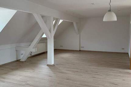 große 3-Raum-Wohnung im Stadtzentrum 3 zimmer