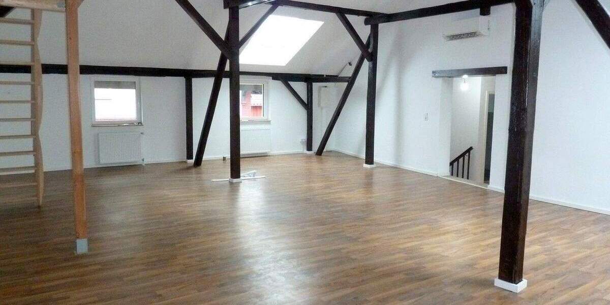 Perfektes Zusammenspiel – Wohnen und Arbeiten unter einem Dach 5 zimmer