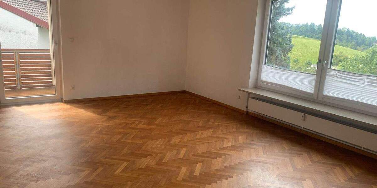 Etagenwohnung Deggendorf - 3 Zimmer, 96 m&sup2;, 277.000&euro; | Angebot:25738647