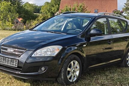 Kia ceed Sportswagon 189.300 km 2.650 € Hayingen 72534