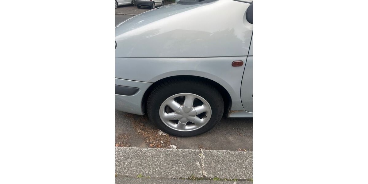 Renault Scenic 220.000 km 1.000 &euro; Köln 50739