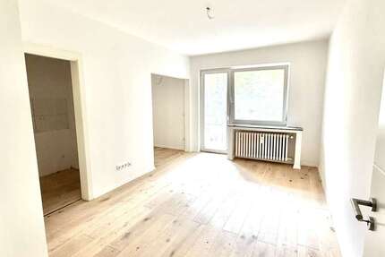Wohnung zum Kaufen in Essen 110.000 € 31.43 m² 1.5 zimmer