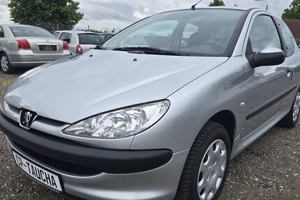 Peugeot 206 24.237 km 3.790 &euro; Taucha 04425