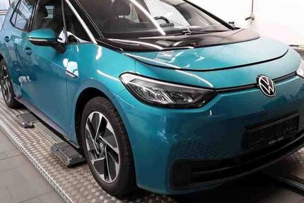 VW ID.3 27.645 km 23.890 &euro; Uffenheim 97215