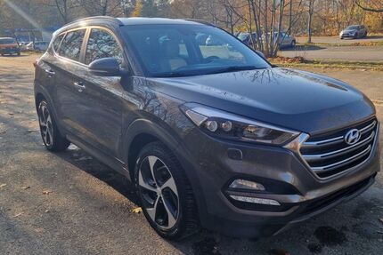 Hyundai TUCSON 120.000 km 15.900 € Rostock 18106