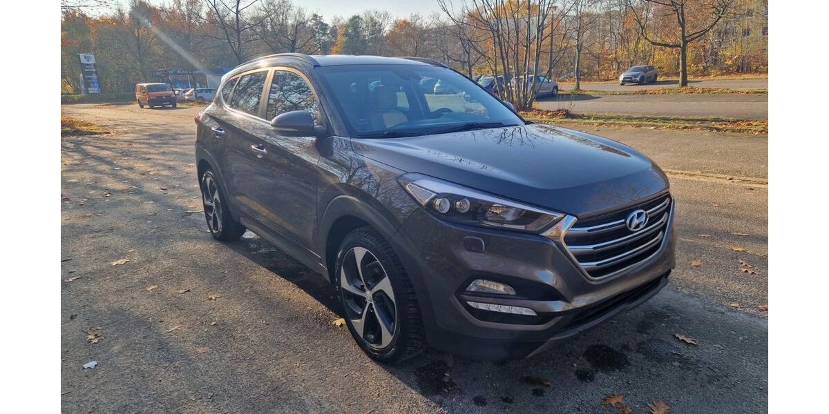 Hyundai TUCSON 120.000 km 15.900 € Rostock 18106
