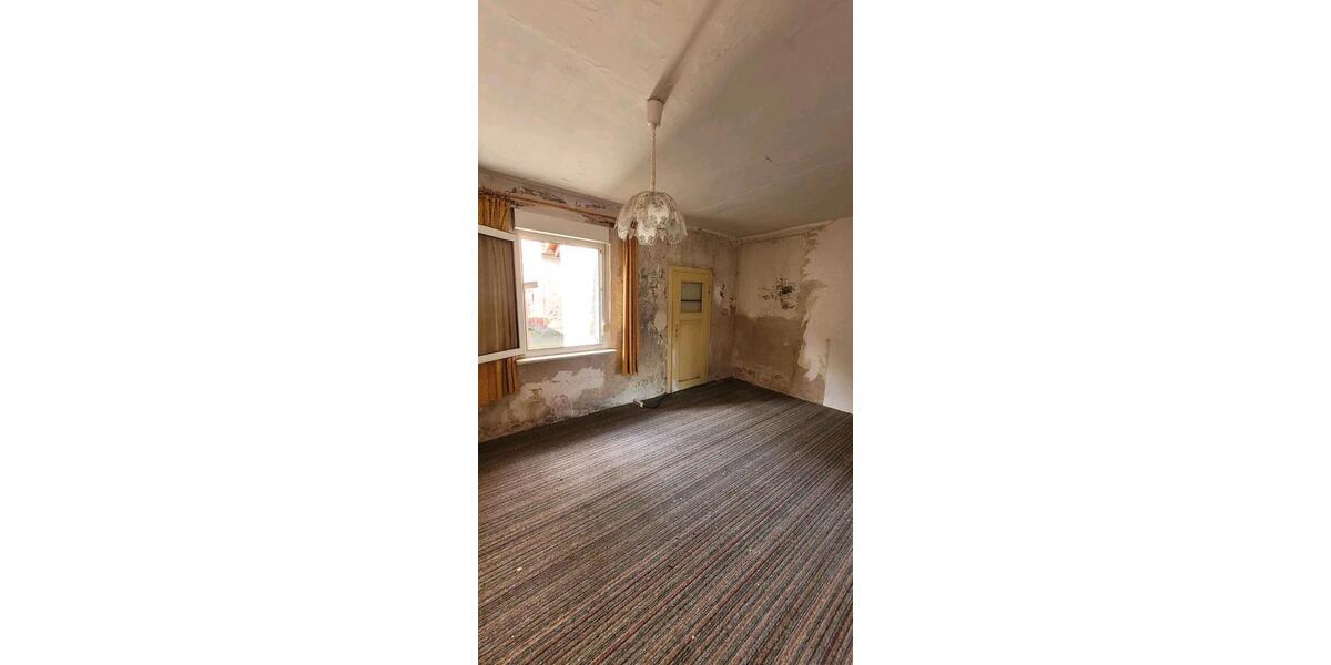Einfamilienhaus Genthin - 6 Zimmer, 100 m&sup2;, 65.000&euro; | Angebot:26906075