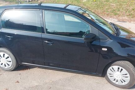 VW up! 153.923 km 4.199 &euro; Halle 37620