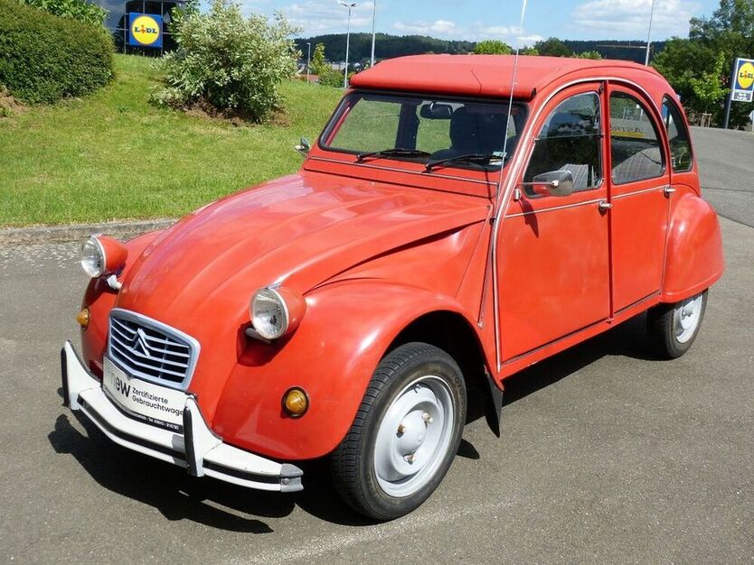 2 CV